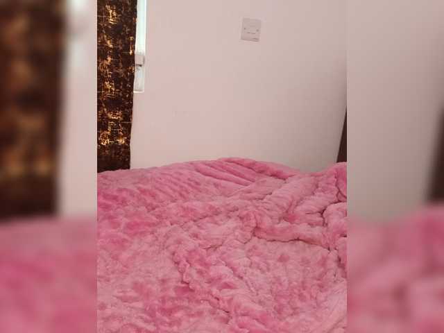 Goldenhour-diva live cam on BongaCams