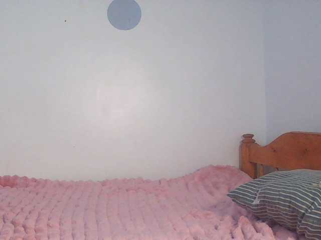 Goldenhour-diva live cam on BongaCams