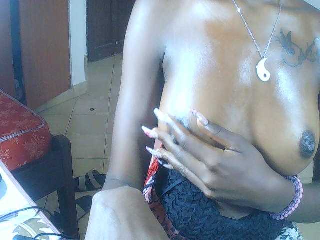 Goldenhour-diva live cam