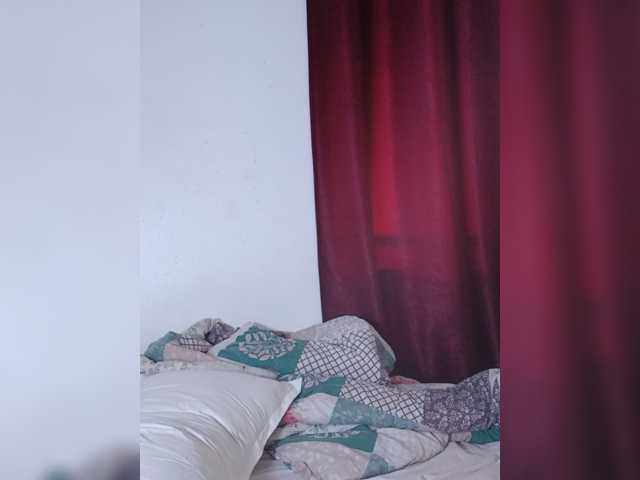 Goldenhour-diva live cam on BongaCams