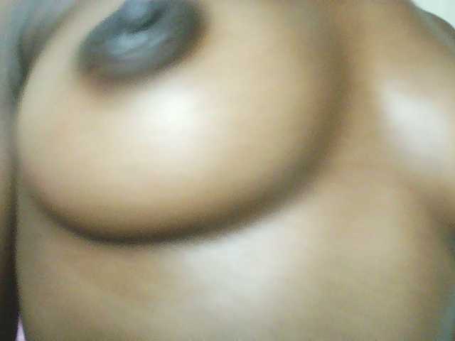 Goldenhour-diva live cam on BongaCams