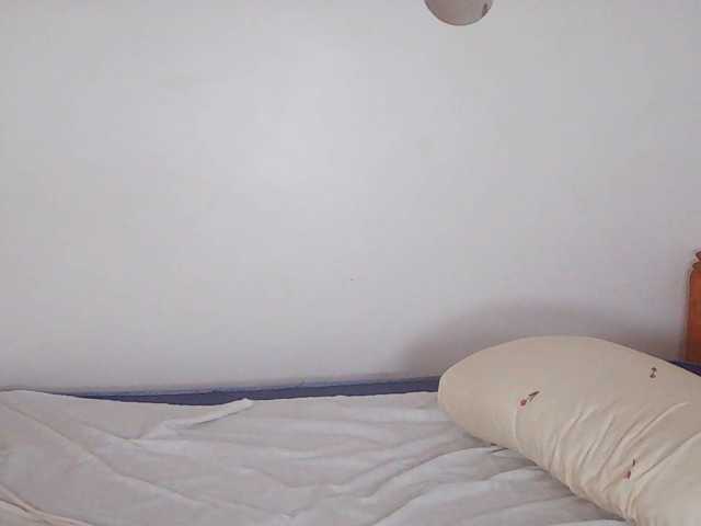 Goldenhour-diva live cam on BongaCams