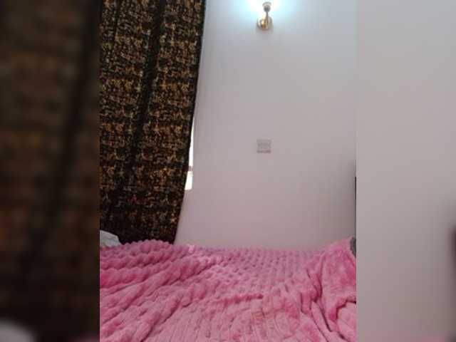 Goldenhour-diva live cam on BongaCams