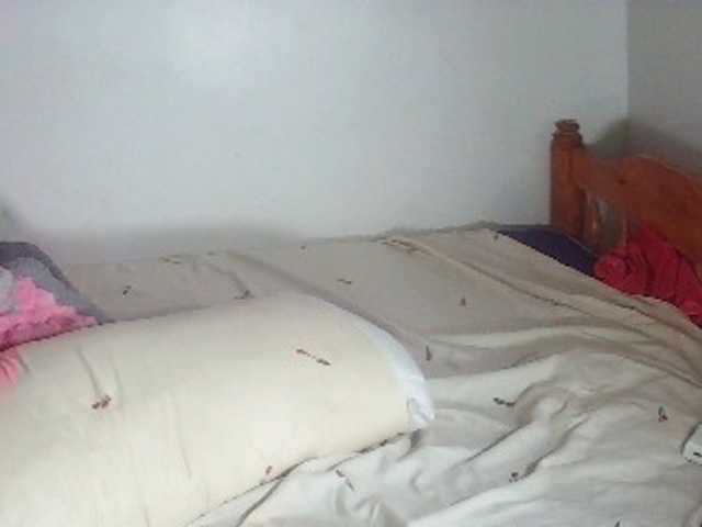Goldenhour-diva live cam on BongaCams