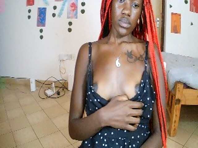 Goldenhour-diva live cam on BongaCams