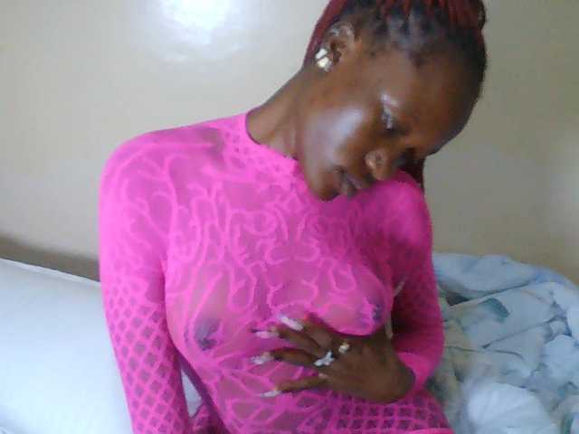 Goldenhour-diva live cam on BongaCams
