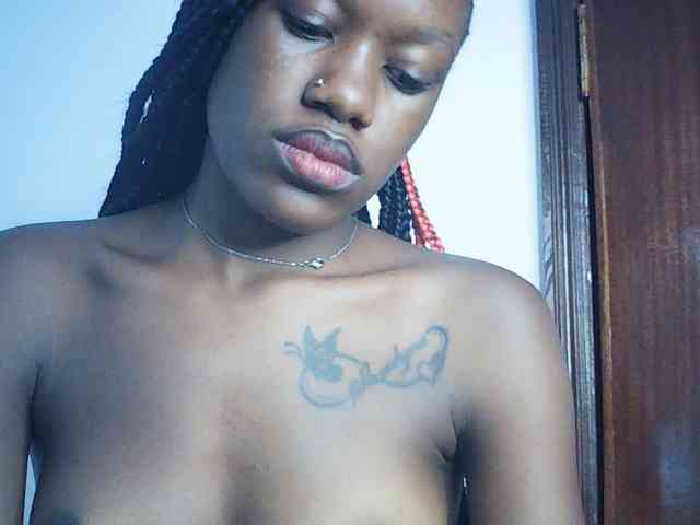 Goldenhour-diva webcam