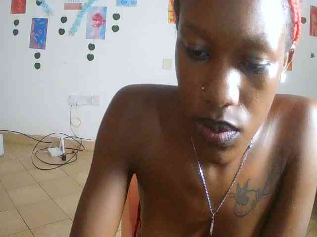 Goldenhour-diva webcam