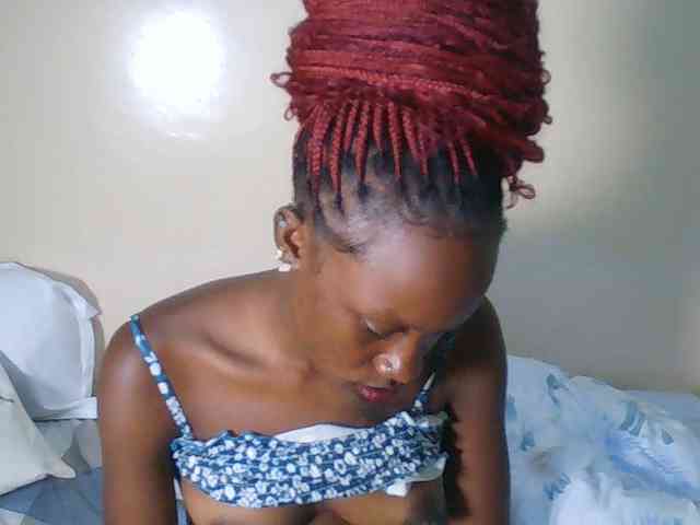 Goldenhour-diva webcam