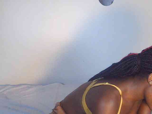 Goldenhour-diva webcam