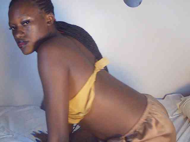 Goldenhour-diva webcam