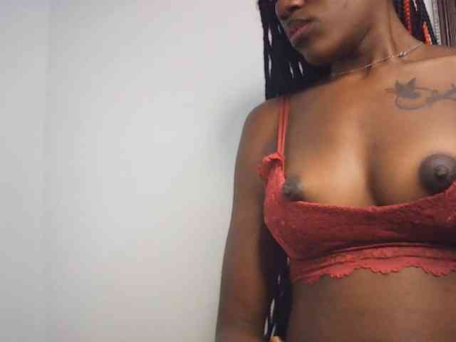 Goldenhour-diva webcam