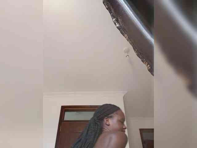 Goldenhour-diva webcam