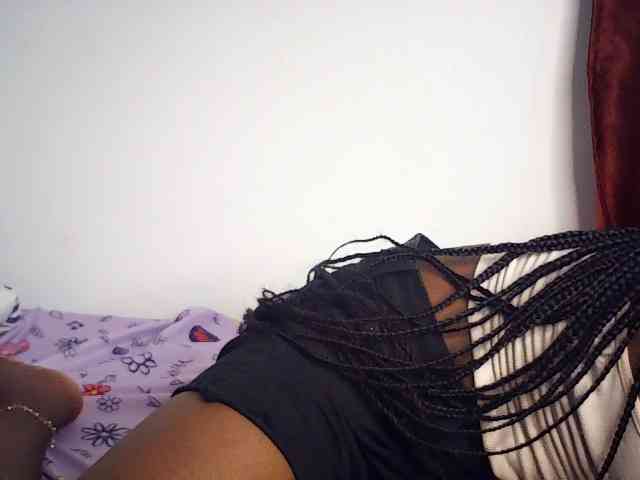 Goldenhour-diva webcam