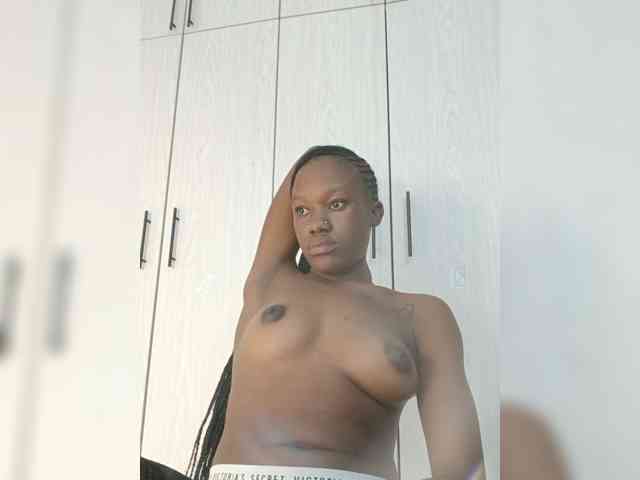 Goldenhour-diva webcam