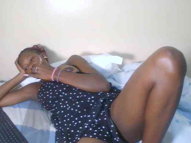 Goldenhour-diva webcam