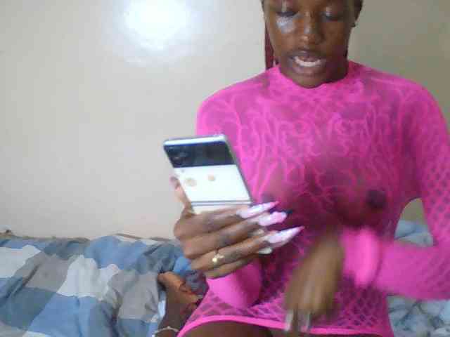 Goldenhour-diva webcam