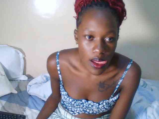 Goldenhour-diva webcam