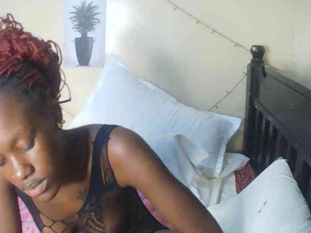 Goldenhour-diva webcam