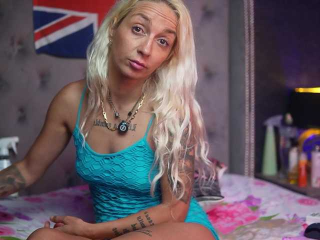 DonnaDubai live cam on BongaCams