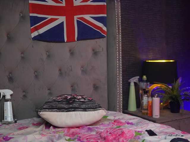 DonnaDubai live cam on BongaCams