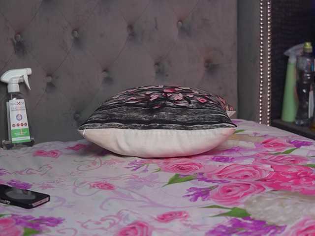 DonnaDubai live cam on BongaCams