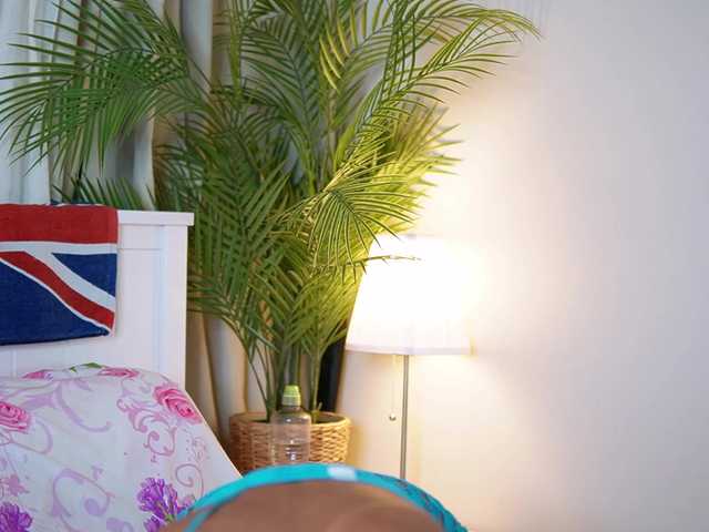 DonnaDubai live cam on BongaCams