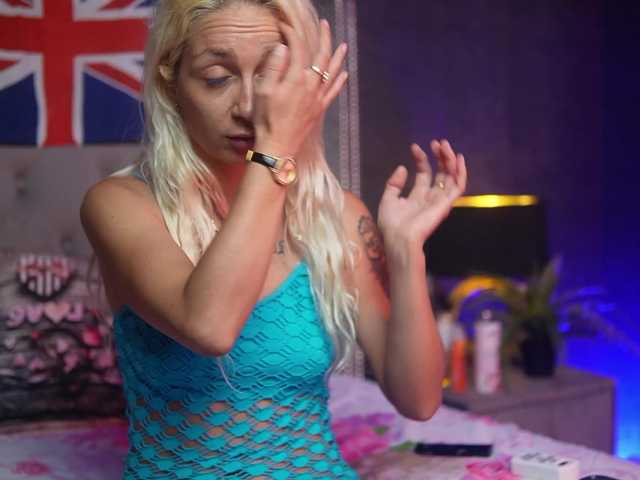 DonnaDubai live cam on BongaCams