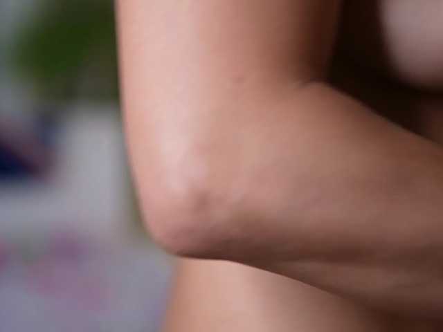 DonnaDubai live cam on BongaCams