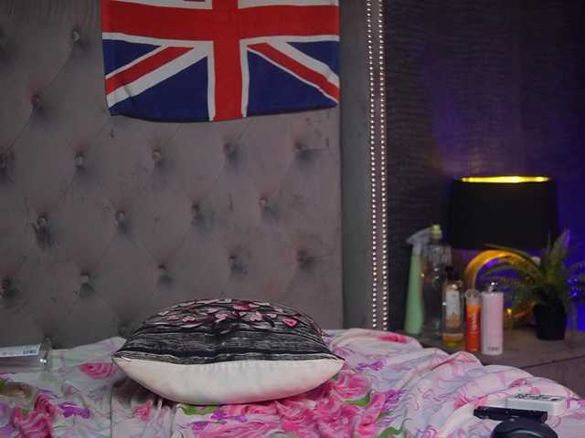 DonnaDubai live cam on BongaCams