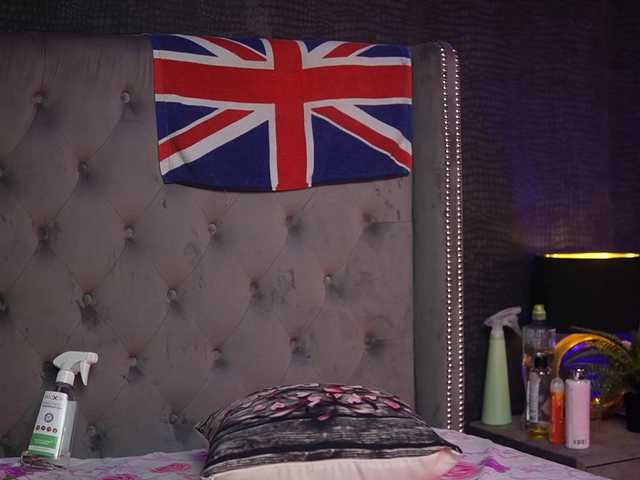 DonnaDubai live cam on BongaCams