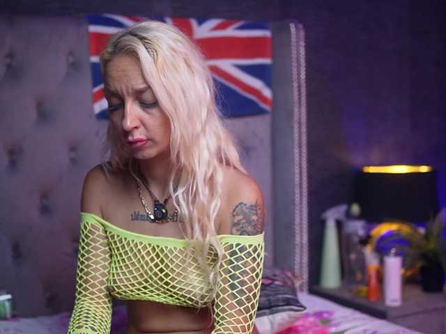 DonnaDubai live webcam show