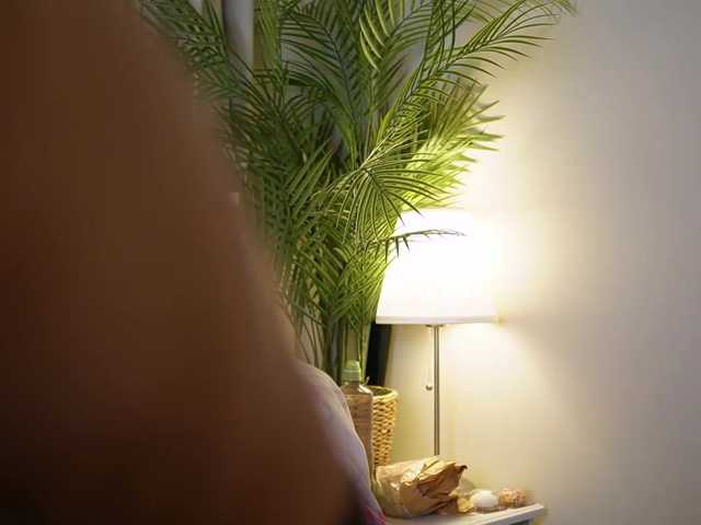 DonnaDubai live cam on BongaCams