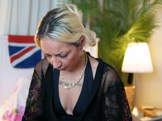 DonnaDubai live cam on BongaCams