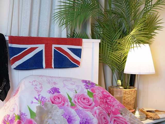 DonnaDubai live cam on BongaCams