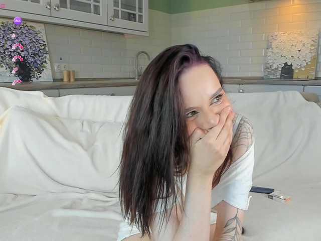 KianaBrown live cam on BongaCams