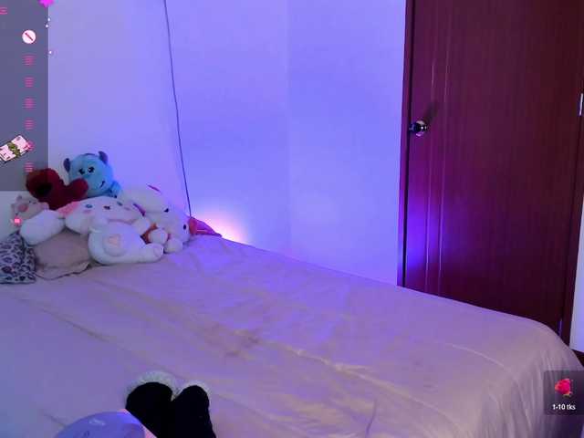 Alis-z live cam on BongaCams