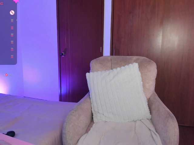 Alis-z live cam on BongaCams