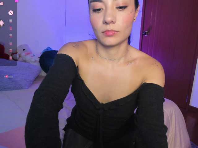 Alis-z live cam on BongaCams