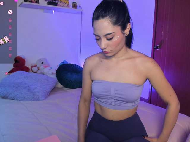 Alis-z live cam on BongaCams