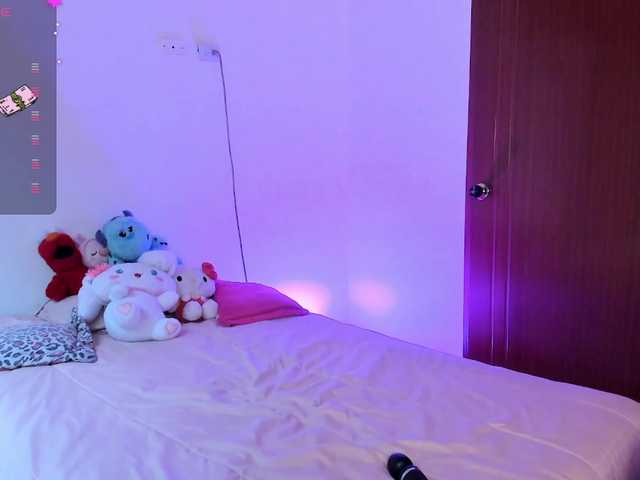 Alis-z live cam on BongaCams