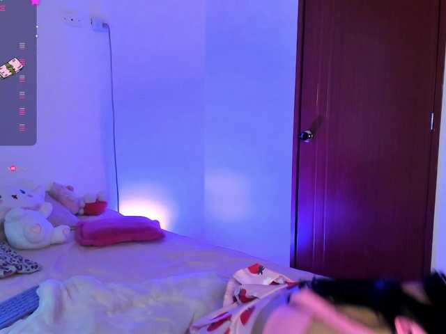 Alis-z live cam on BongaCams