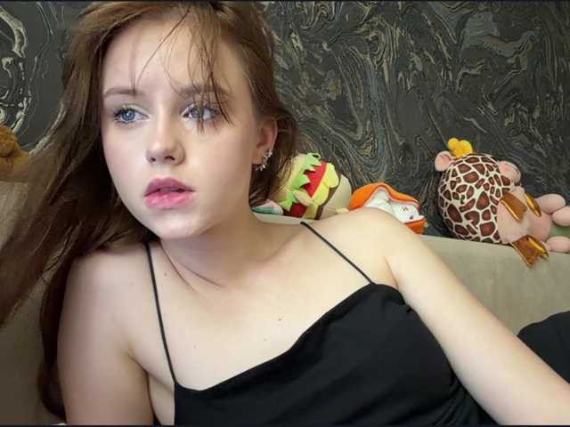 ekatela live cam on BongaCams