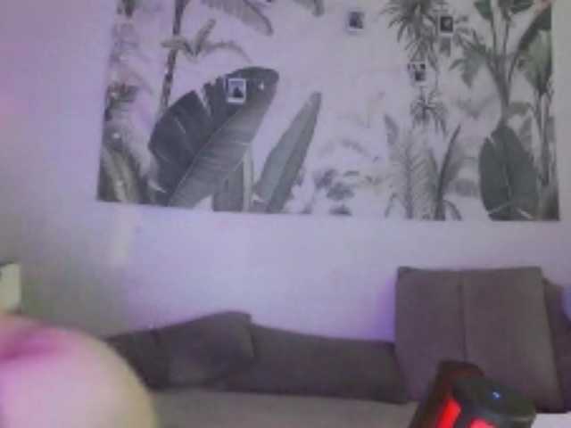 lolamilaya live cam on BongaCams