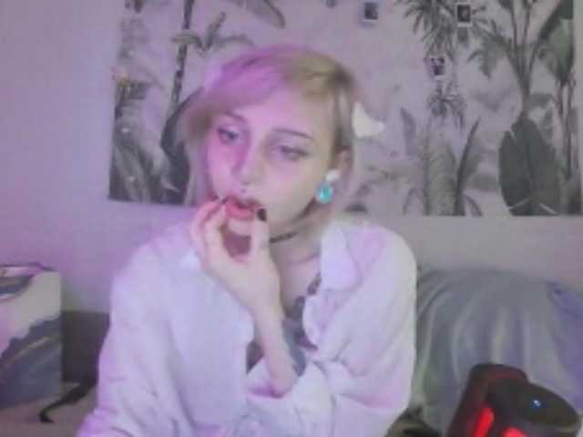 lolamilaya live cam on BongaCams