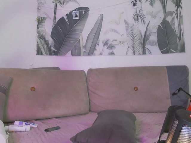 lolamilaya live cam on BongaCams