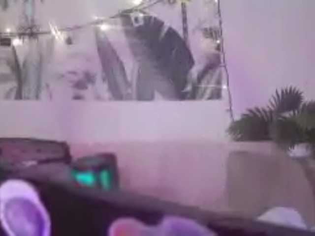 lolamilaya live cam on BongaCams