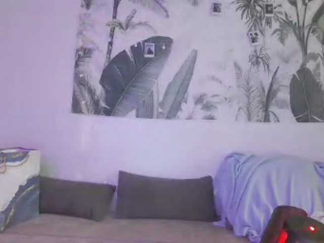 lolamilaya live cam on BongaCams