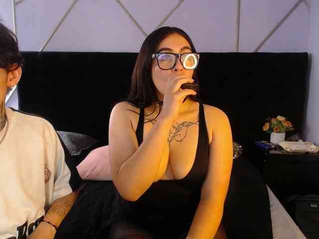 HiiddenDesire webcam