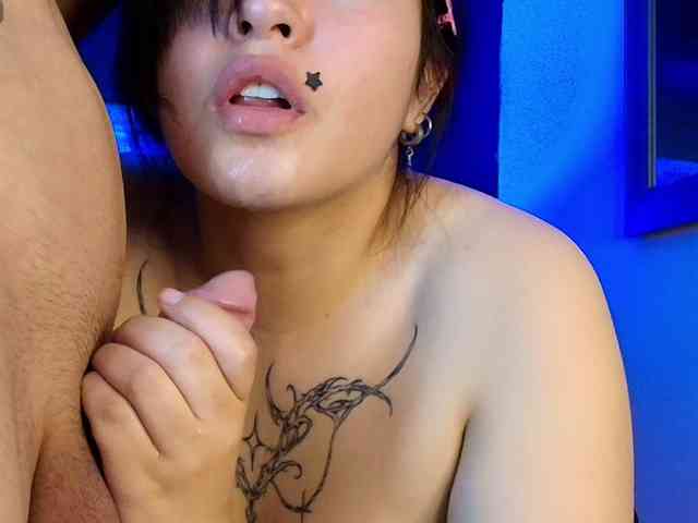 HiiddenDesire webcam